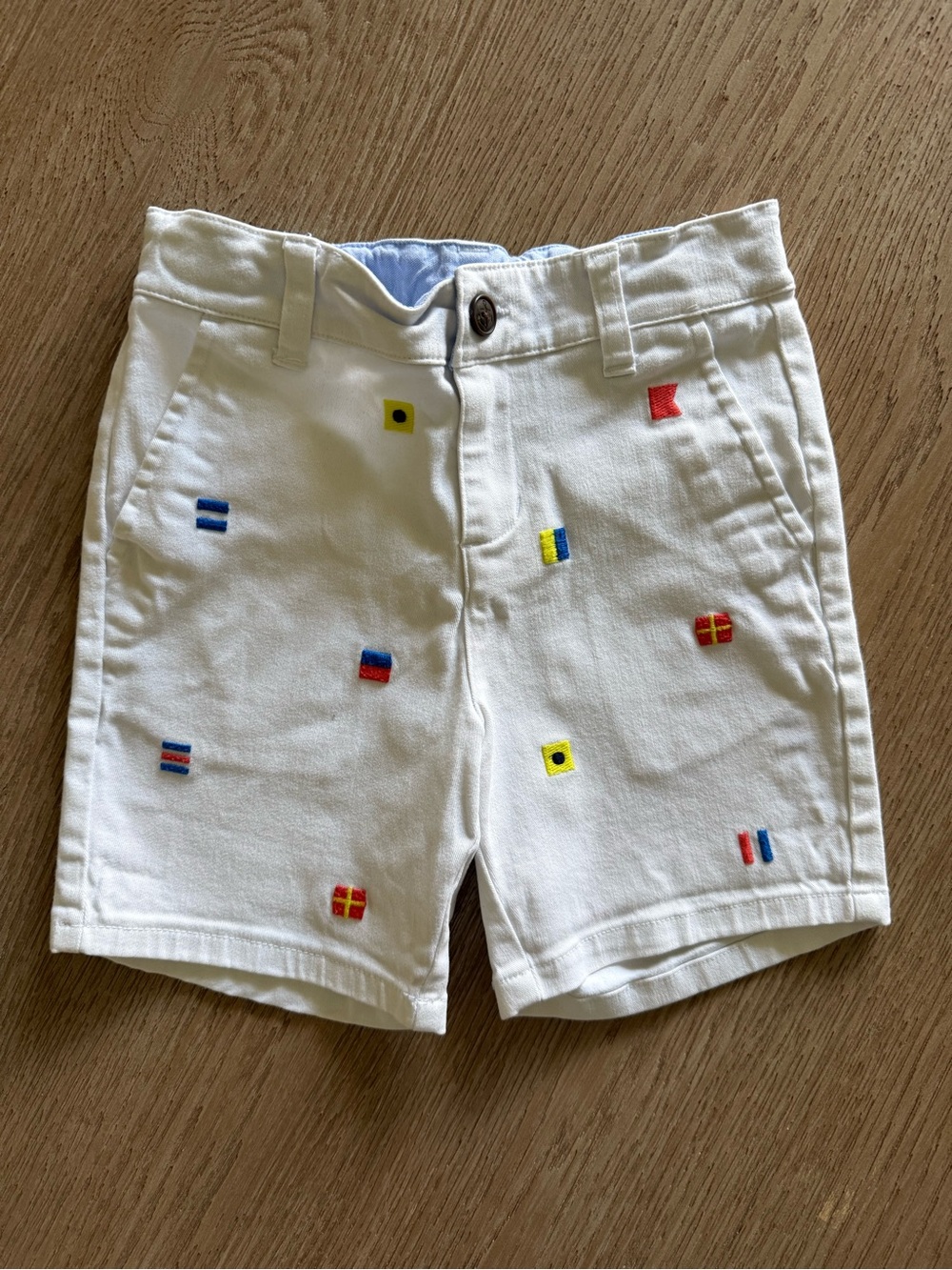 Janie and Jack Boys Sz 5 White Shorts with Nautical Flag Embroidery